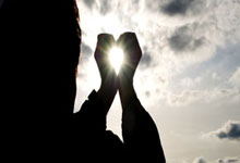 股票开户新股申购:炒股配资平-金银缘何“大爆发”？一文读懂：来看看“雪崩”的全球债市吧！